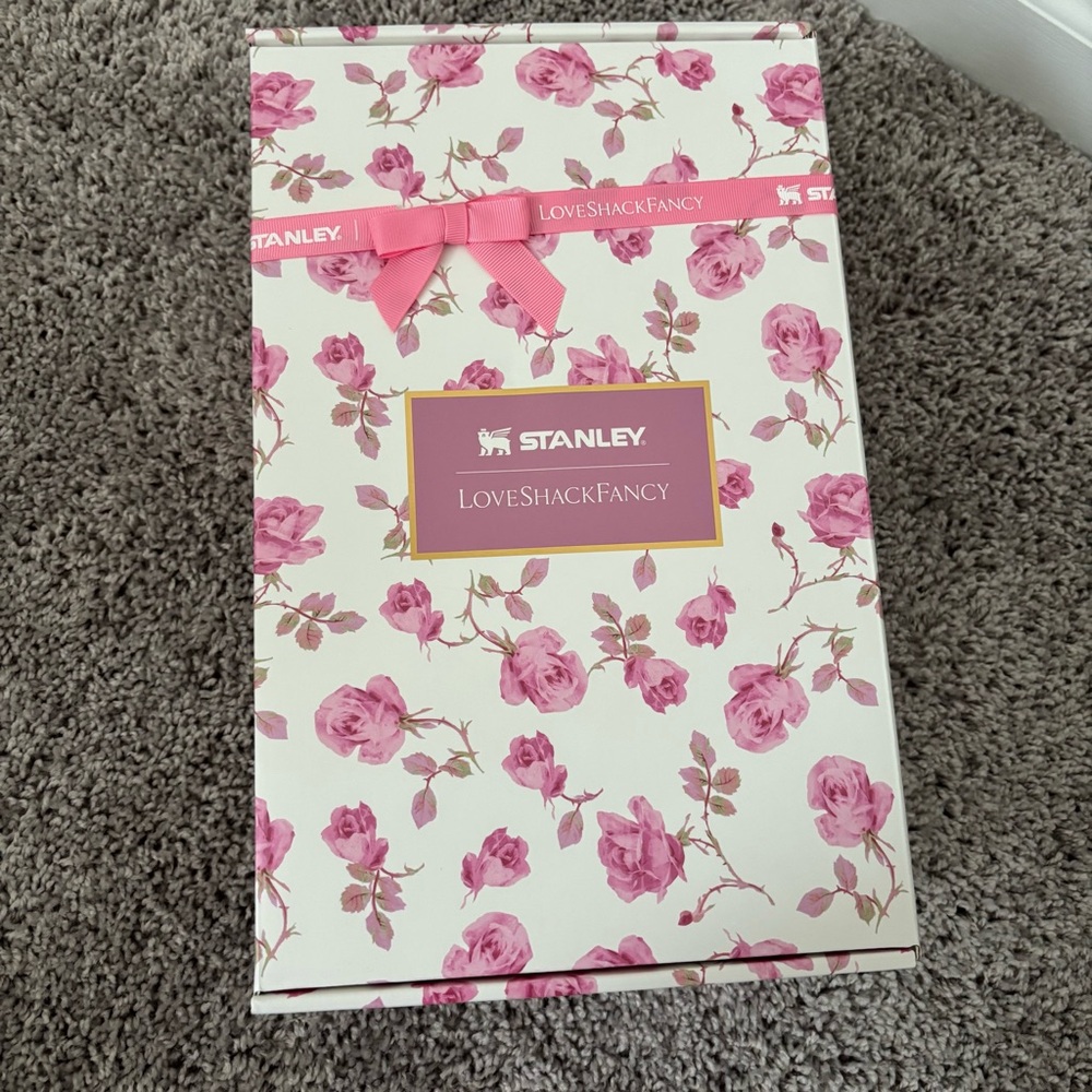 Stanley Pink and White Insulated Water Bottle - Picture 8 of 8